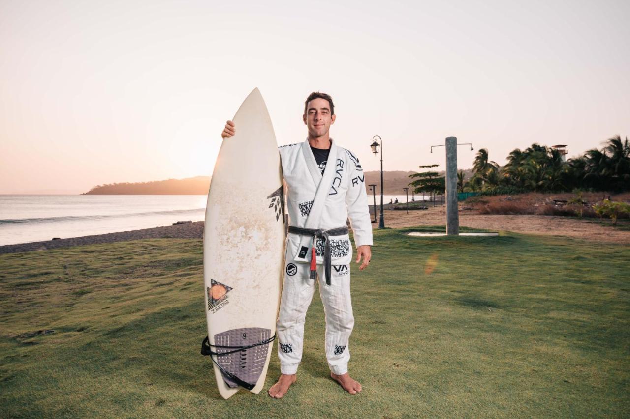 Beach Break Hotel & Surf Camp De プラヤ・ベナオ エクステリア 写真