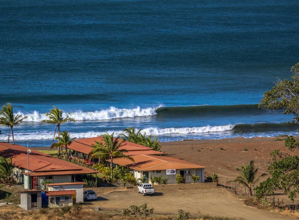 Beach Break Hotel & Surf Camp De プラヤ・ベナオ エクステリア 写真