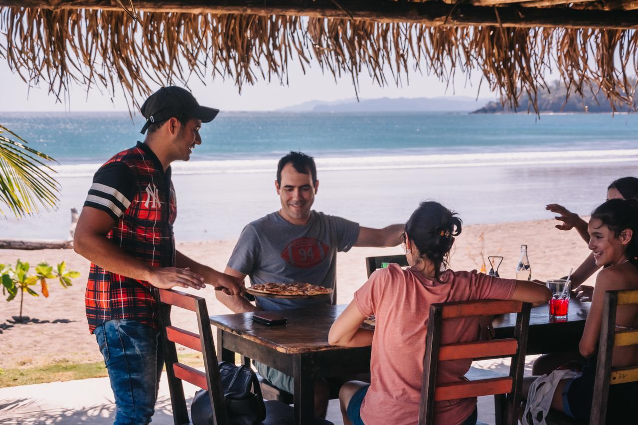 Beach Break Hotel & Surf Camp De プラヤ・ベナオ エクステリア 写真