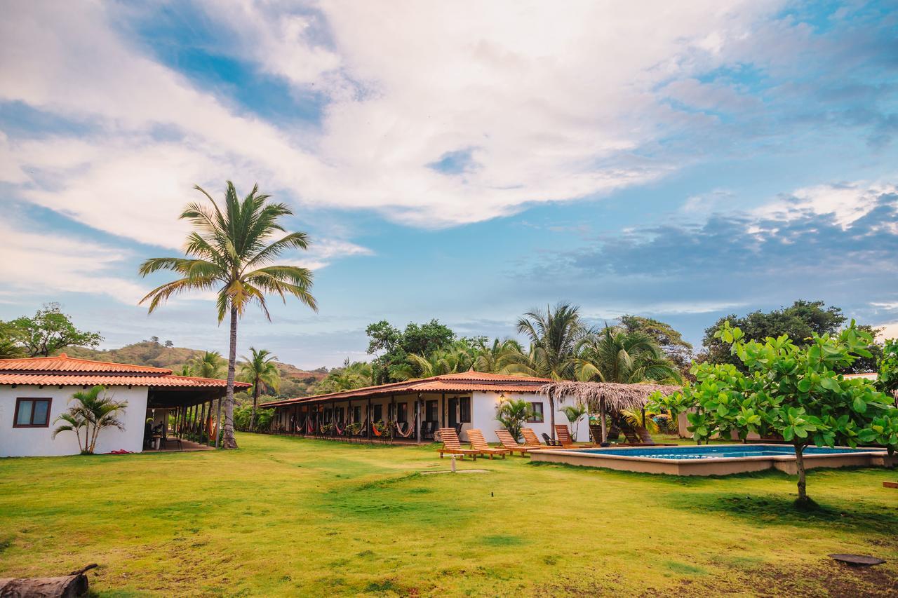 Beach Break Hotel & Surf Camp De プラヤ・ベナオ エクステリア 写真